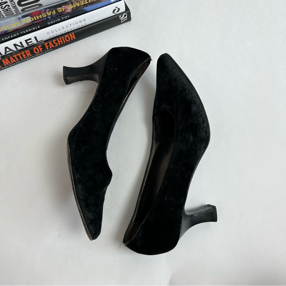 Vintage Salvatore Ferragamo Heels Velvet Evening Pumps - Picture 11 of 14